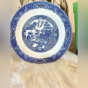 Vintage Blue and White Transferware Plate by Willow Ware Royal China 10.25 inche